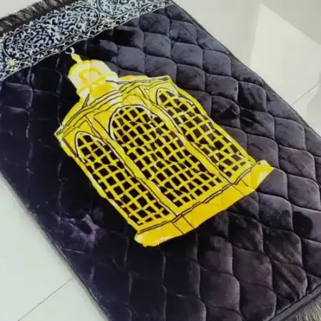 Soft Velvet Foam Padded Prayer Mat (Janamaz) – Muqam e Ibrahim Design